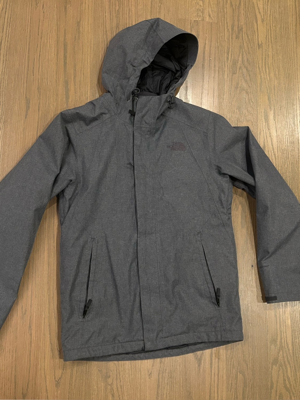 The North Face Inlux Insulated Jacket Men’s Charcoal Gray Hooded Winter Coat